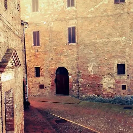 Hotel Al Castello Di 2*