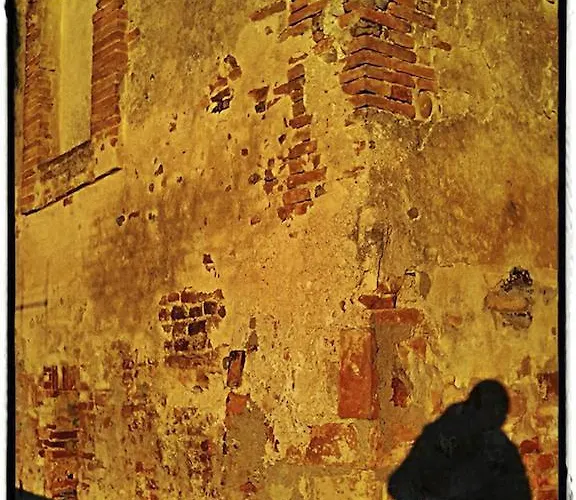 Al Castello Di Hotel 2*